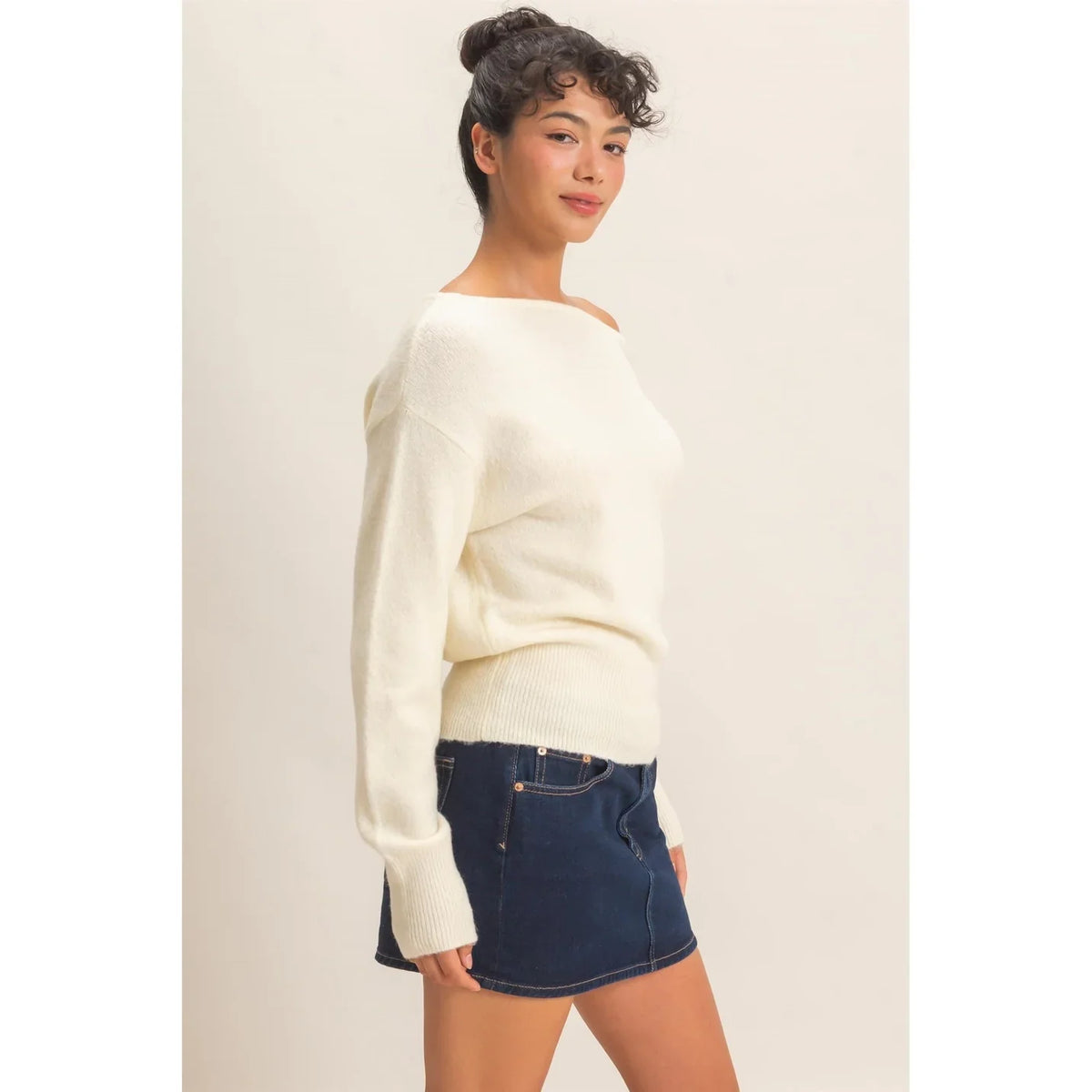 OFF THE SHOULDER SWEATER TOP