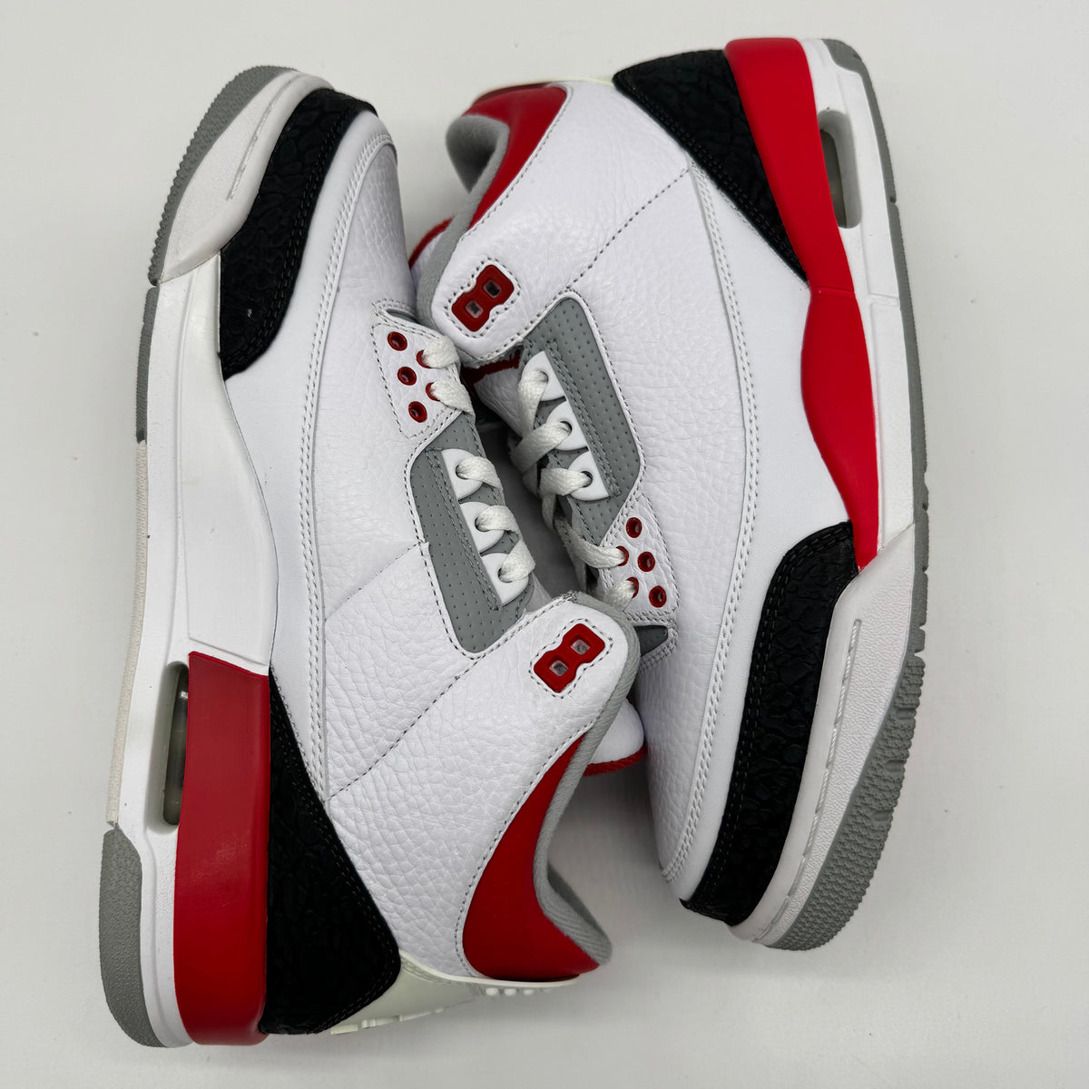 Jordan 3 Fire Red (2013)