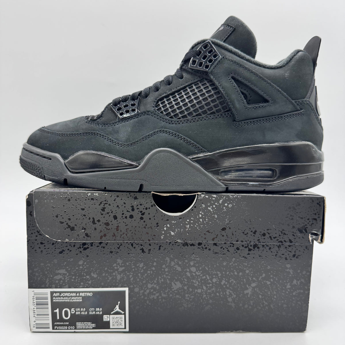 Jordan 4 Black Cat (2025)