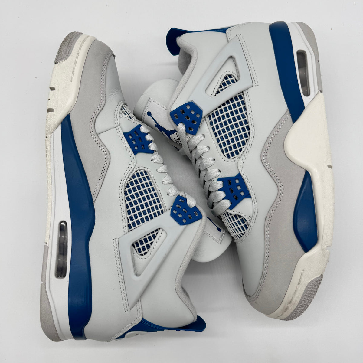 Jordan 4 Military Blue (2024)