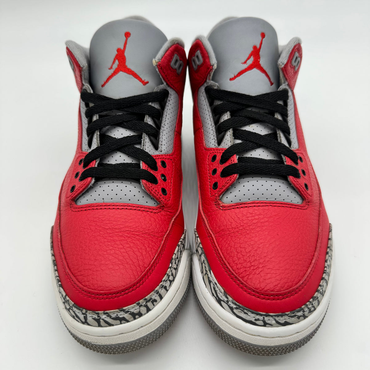 Jordan 3 Unite Fire Red