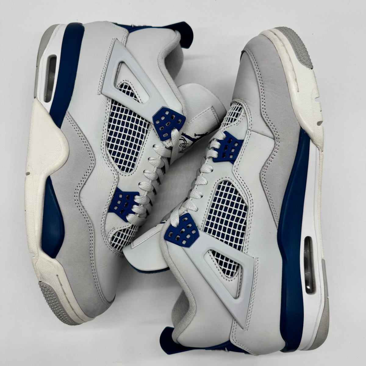 Jordan 4 Military Blue (2024)
