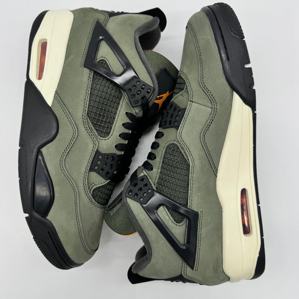 Jordan 4 OG SP Undefeated (2025)