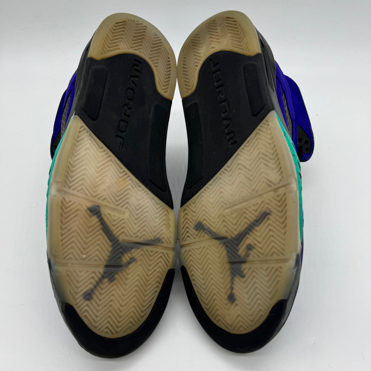 Jordan 5 Alternate Grape