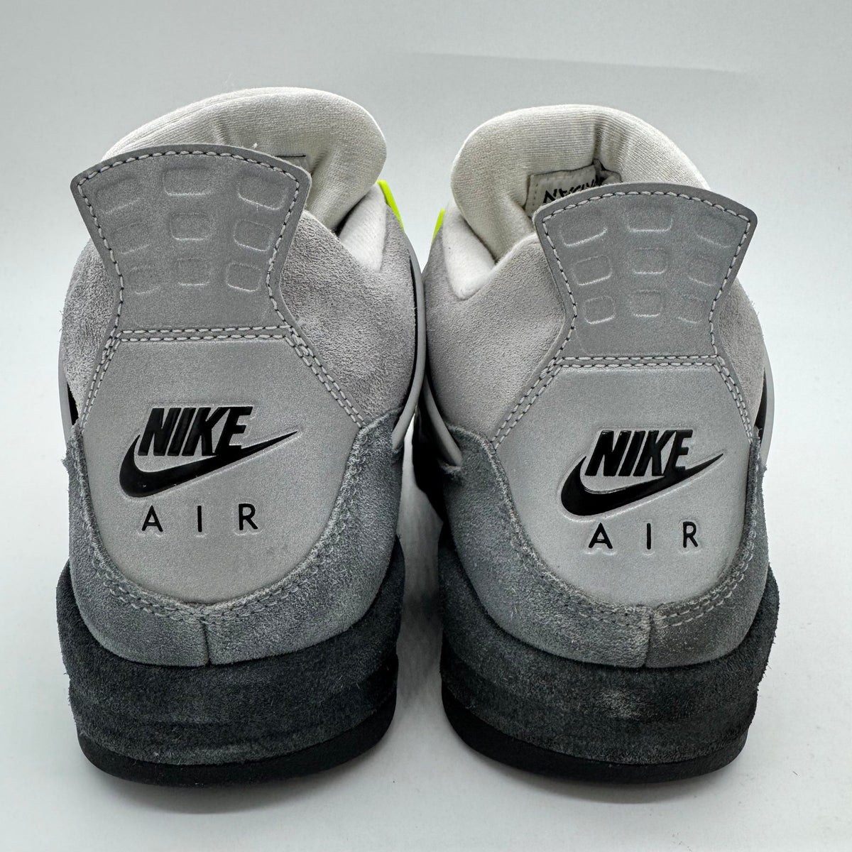 Jordan 4 SE 95 Neon