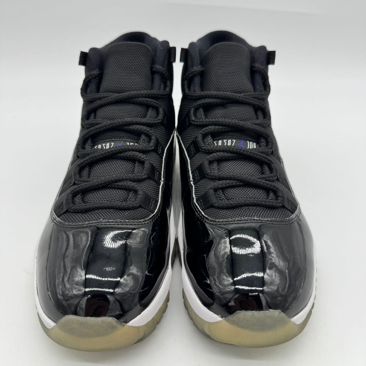 Jordan 11 Space Jam (2016)
