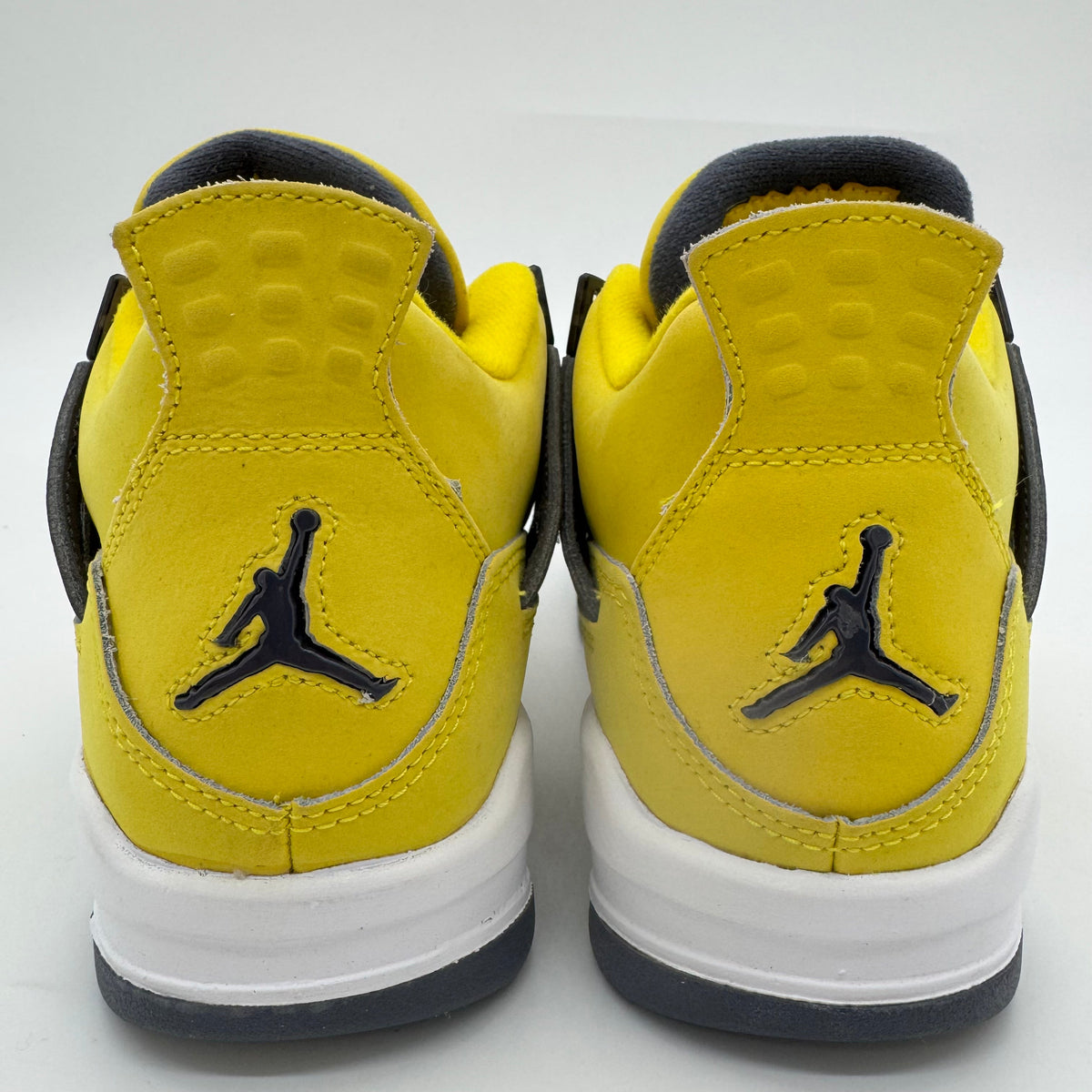 Jordan 4 Lightning (2021)