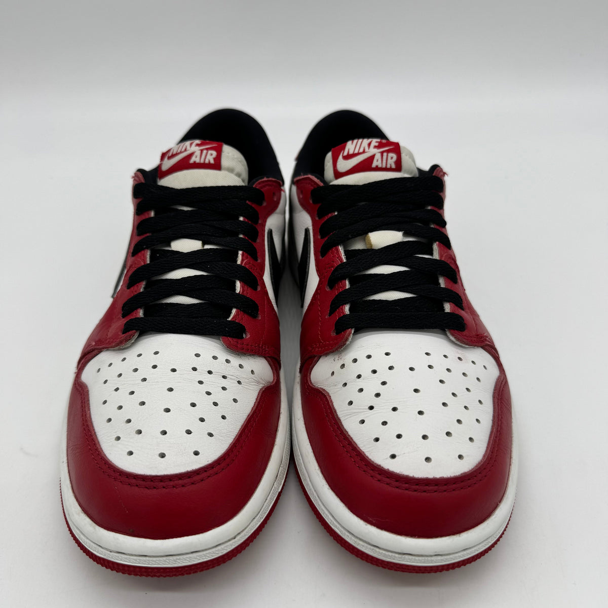 Jordan 1 Low OG Chicago (2025)