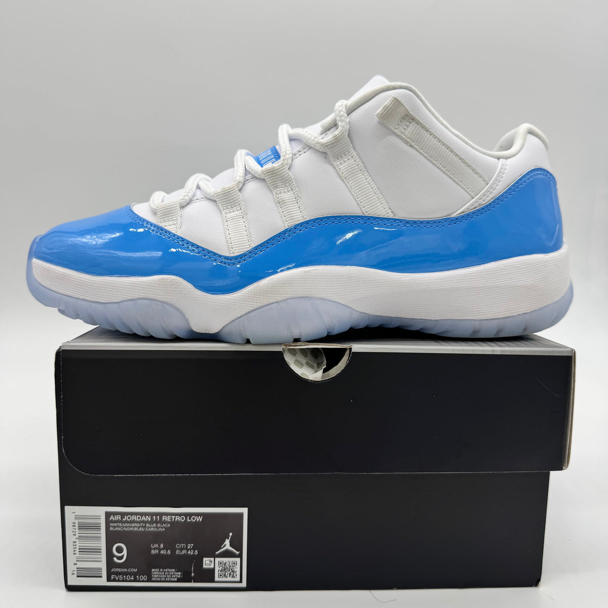 Jordan 11 Low University Blue (2026)