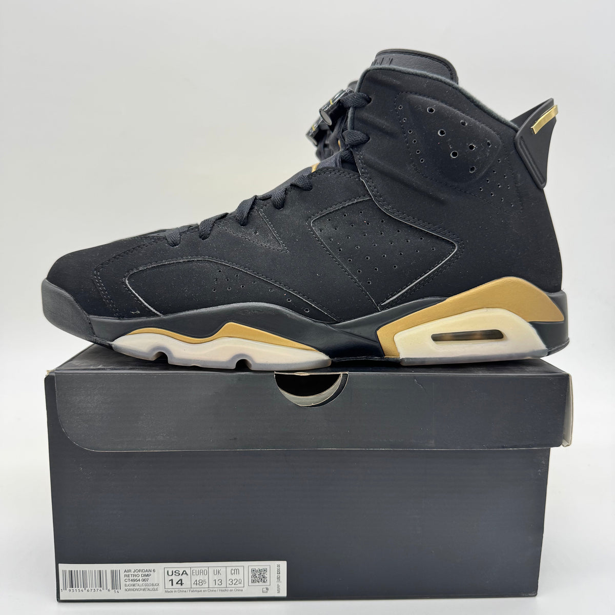 Jordan 6 DMP (2020)