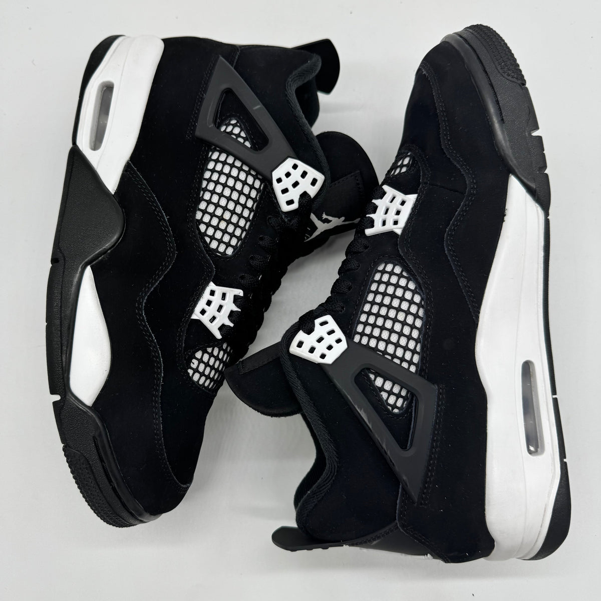 Jordan 4 White Thunder