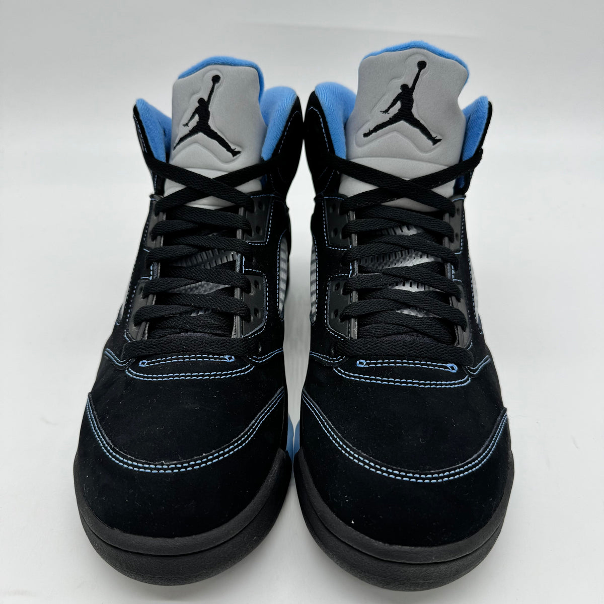 Jordan 5 Black University Blue (2026)