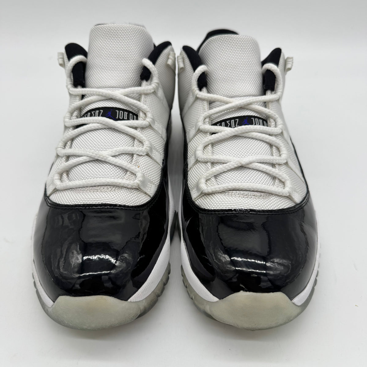 Jordan 11 Low Concord