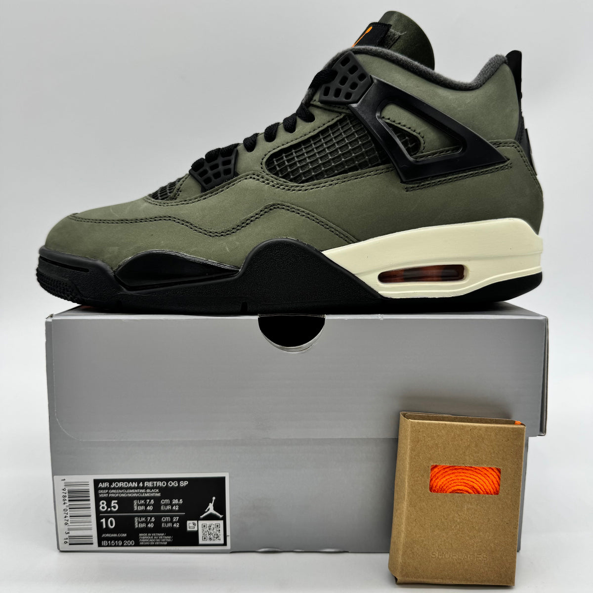 Jordan 4 OG SP Undefeated (2025)