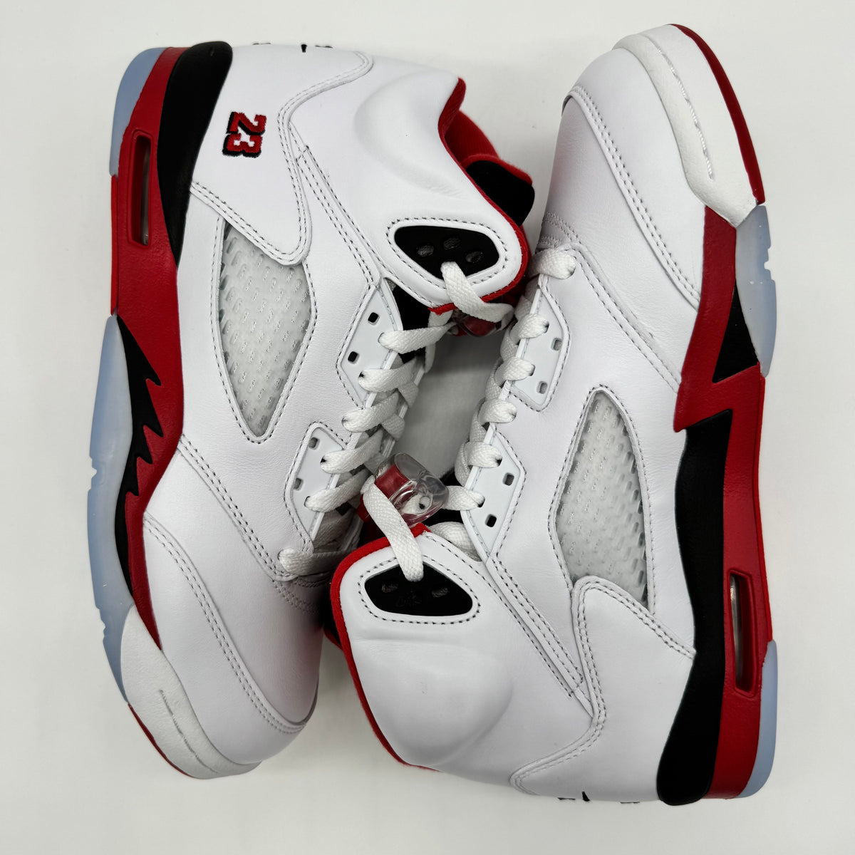Jordan 5 Fire Red black Tongue (2025)