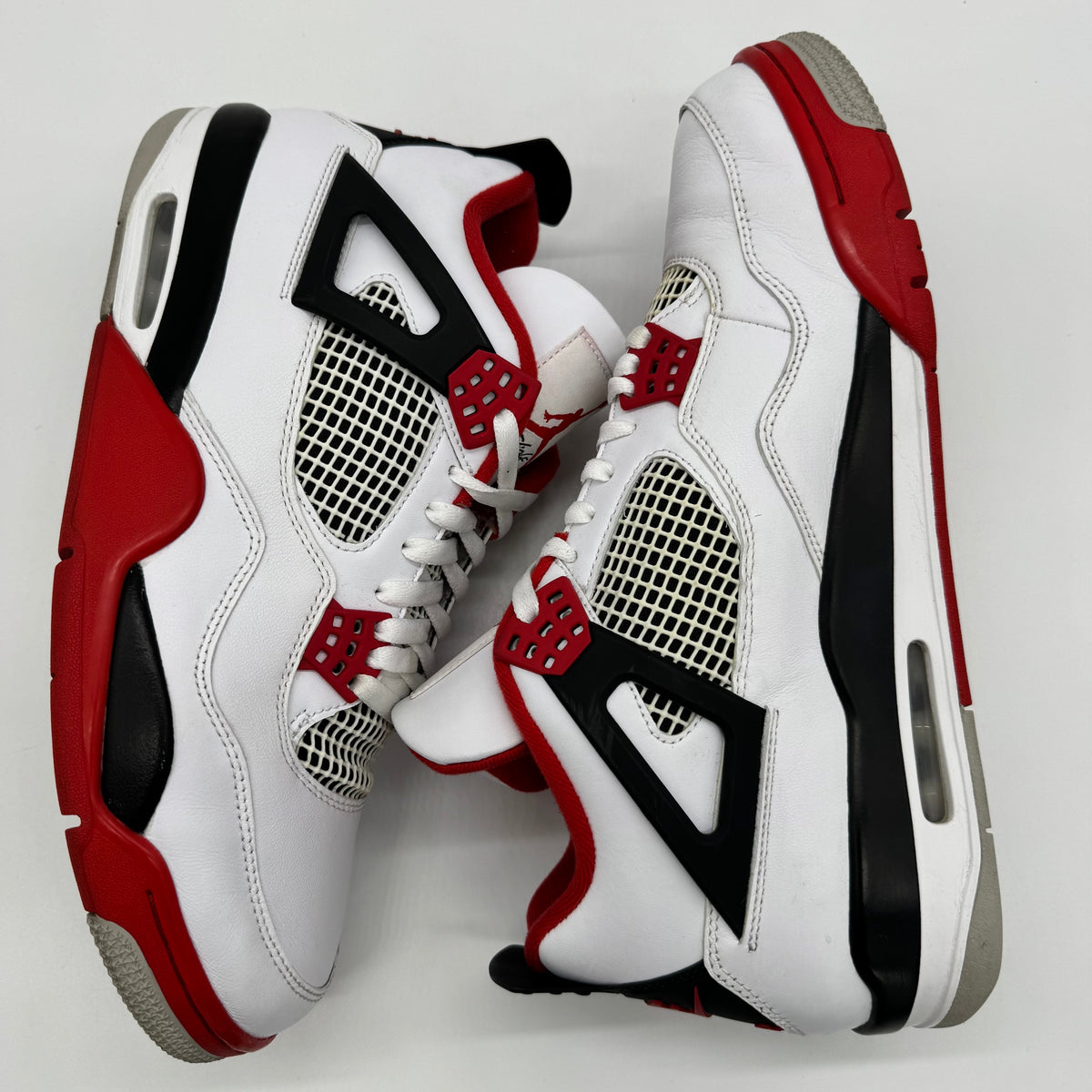 Jordan 4 Fire Red (2020)