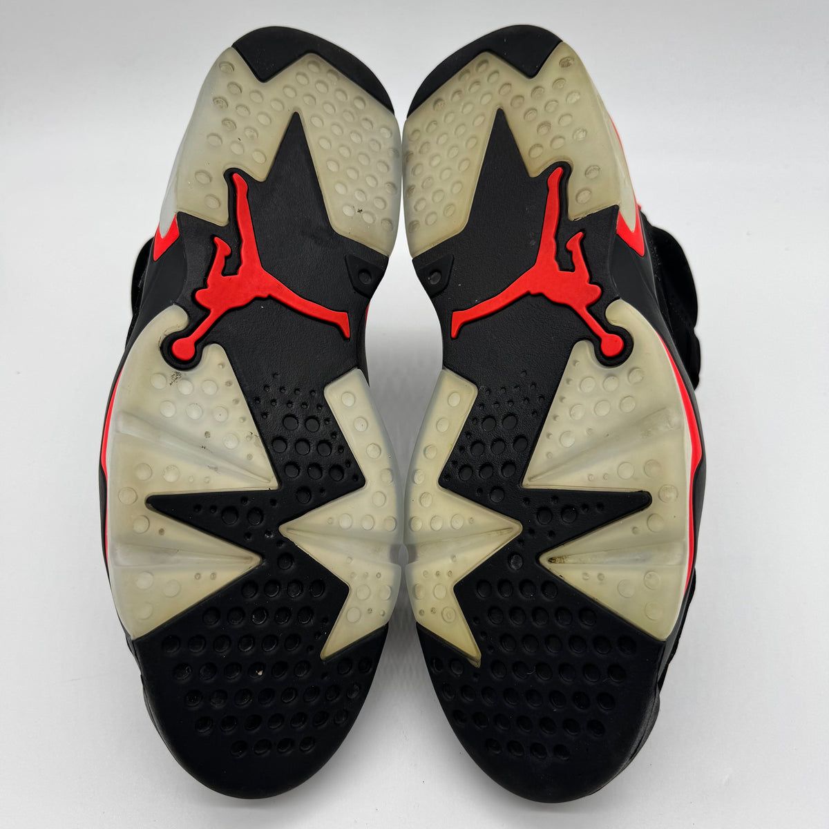Jordan 6 Black Infrared (2019)