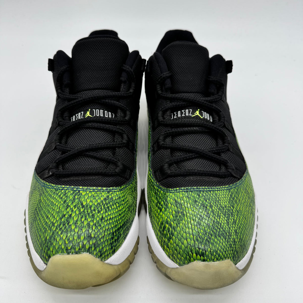 Jordan 11 Low Green Snakeskin