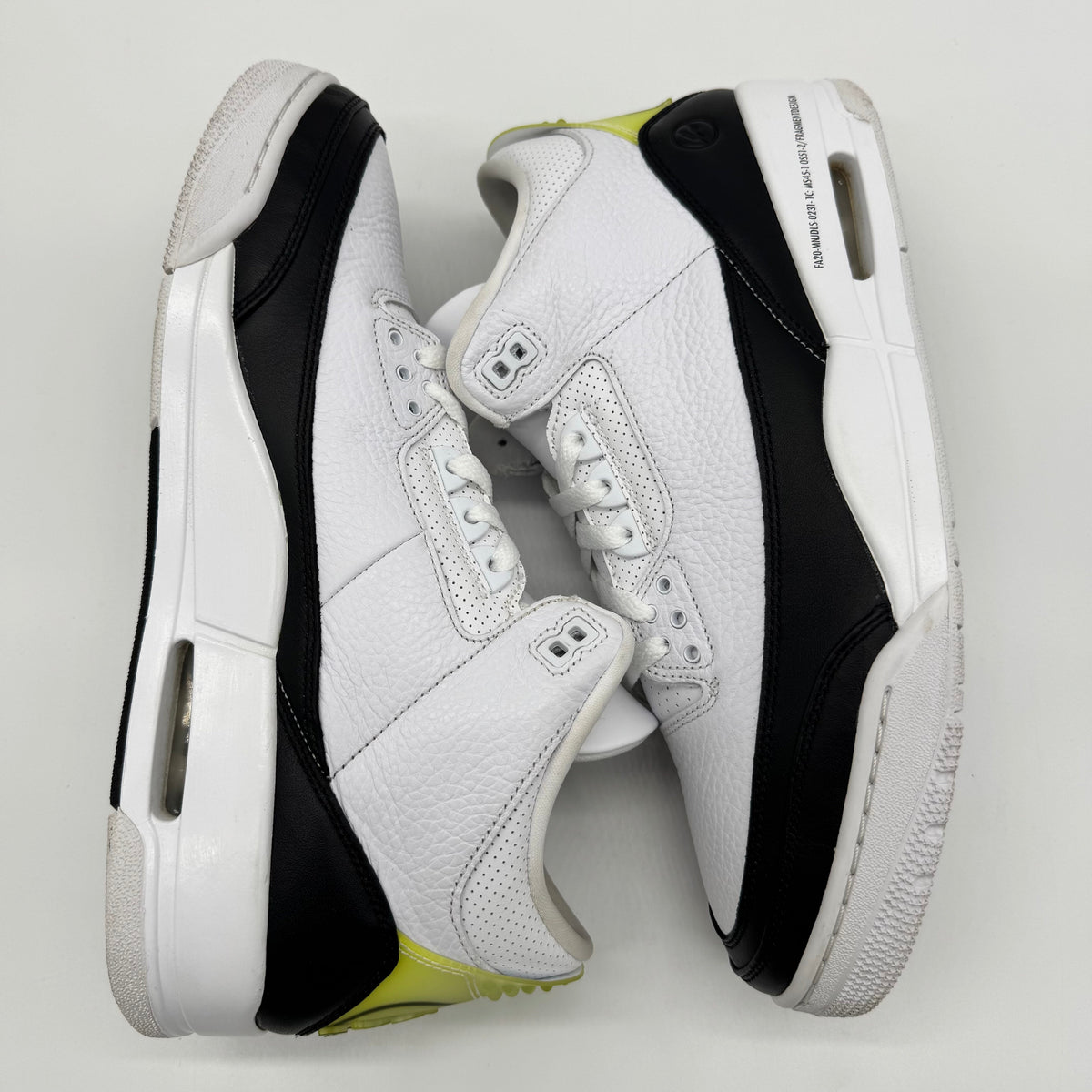 Jordan 3 Fragment