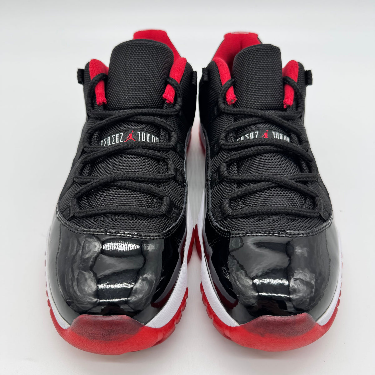 Jordan 11 Low Bred (2015)