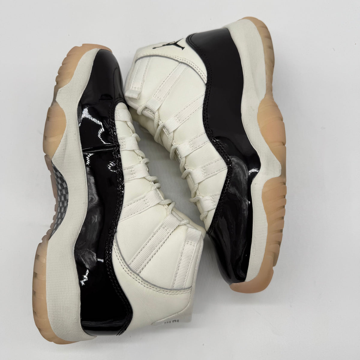 Jordan 11 Neapolitan (Women's)