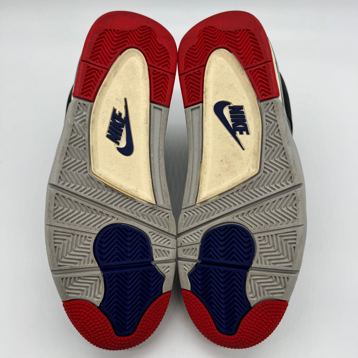 Jordan 4 Rare Air (White Lettering)