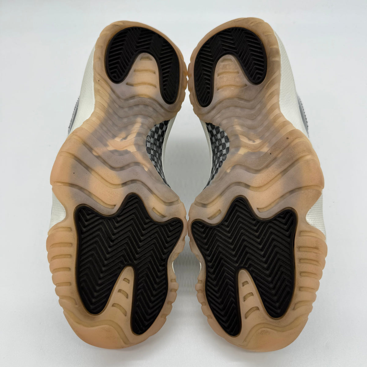 Jordan 11 Neapolitan (Women's)