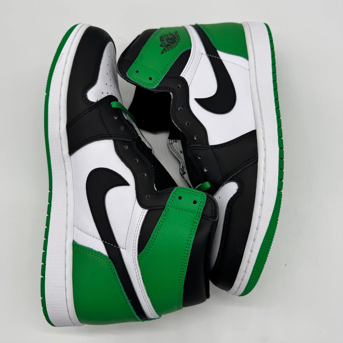 Jordan 1 High OG Lucky Green