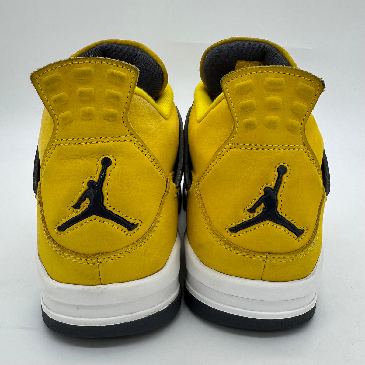 Jordan 4 Lightning (2021)