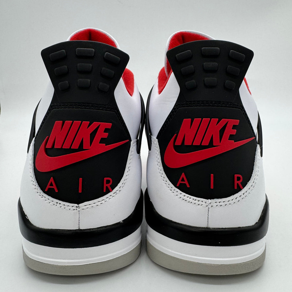 Jordan 4 Fire Red (2020)