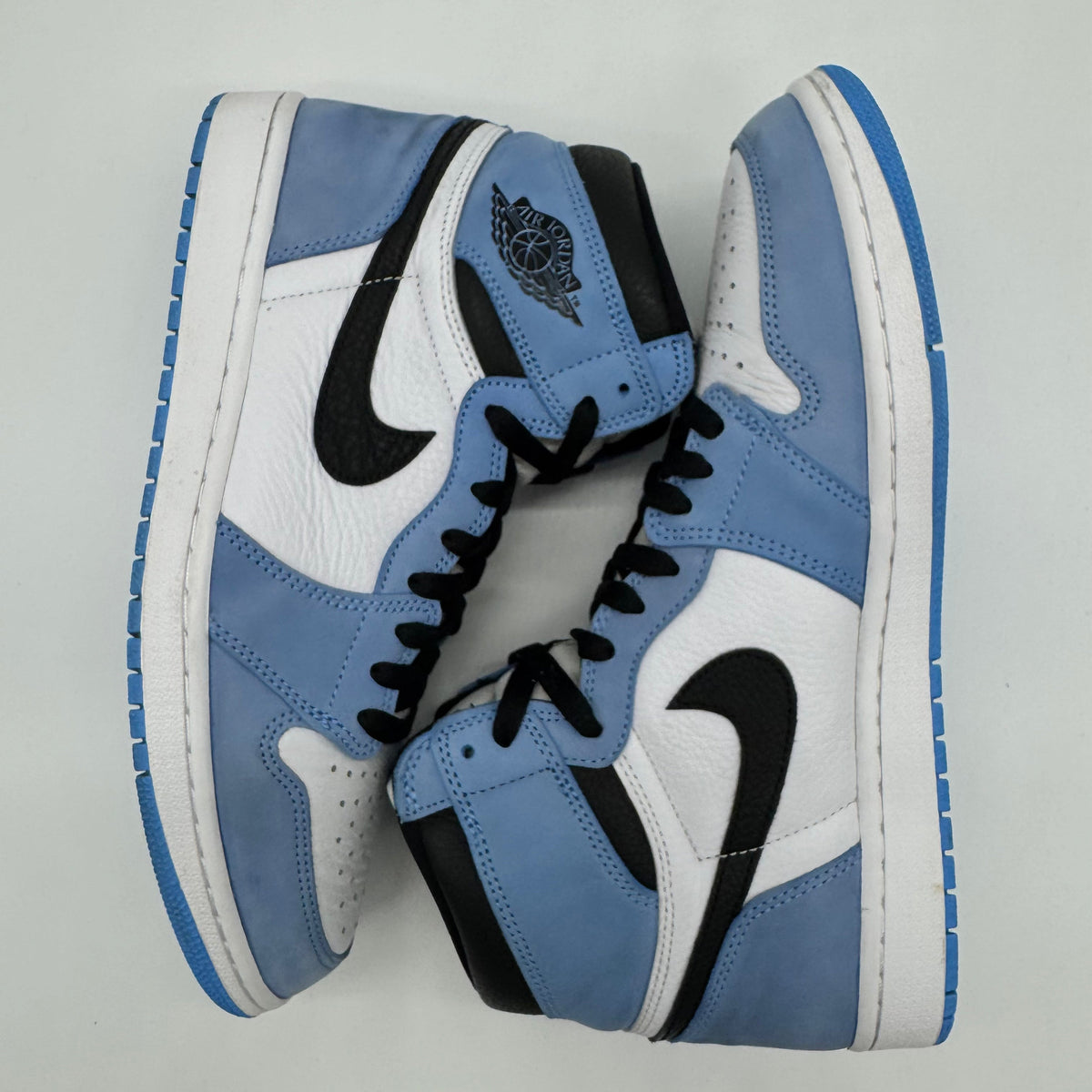 Jordan 1 High OG University Blue