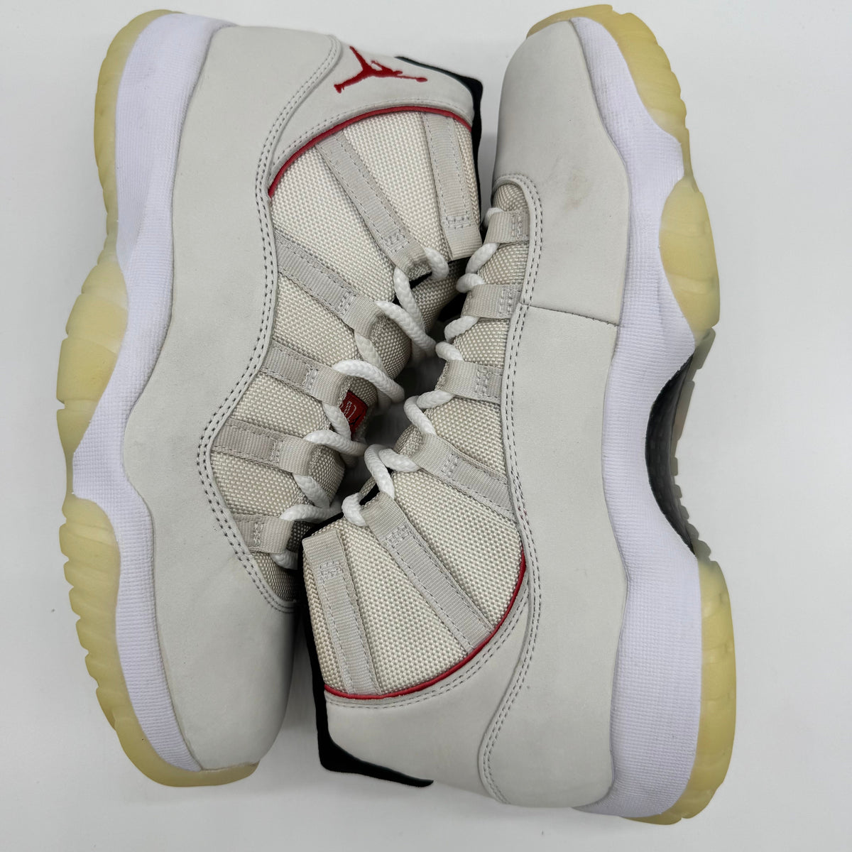 Jordan 11 Platinum Tint