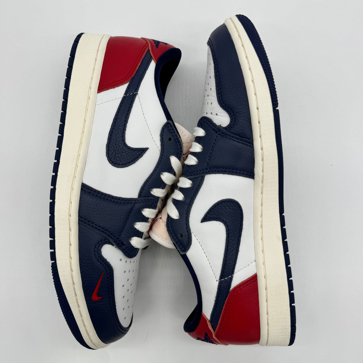 Jordan 1 Low Howard University