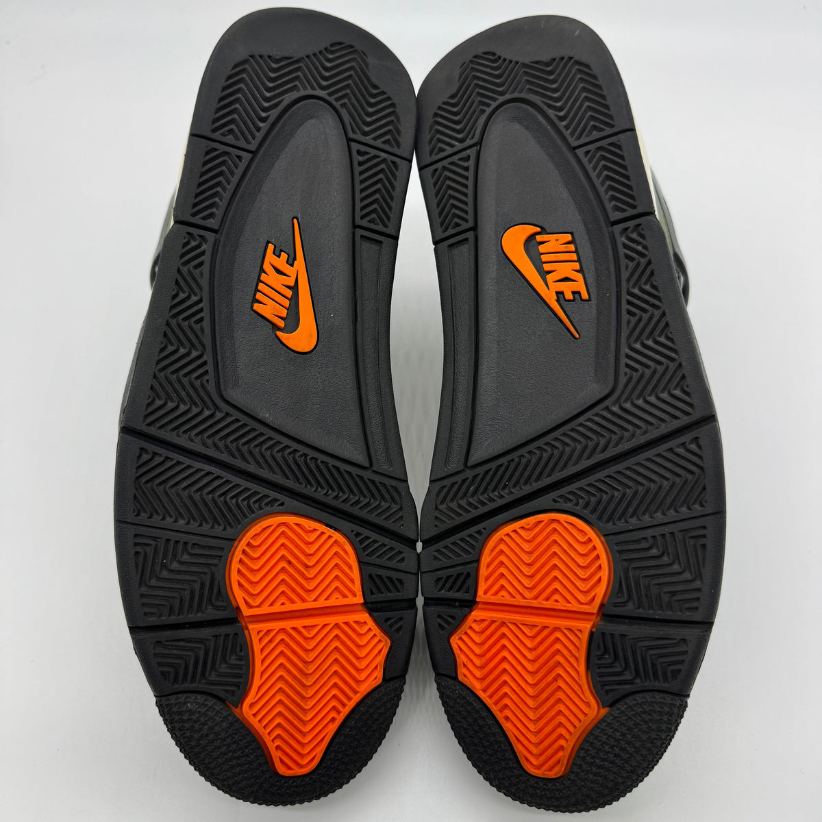 Jordan 4 SP Undefeated (2025)