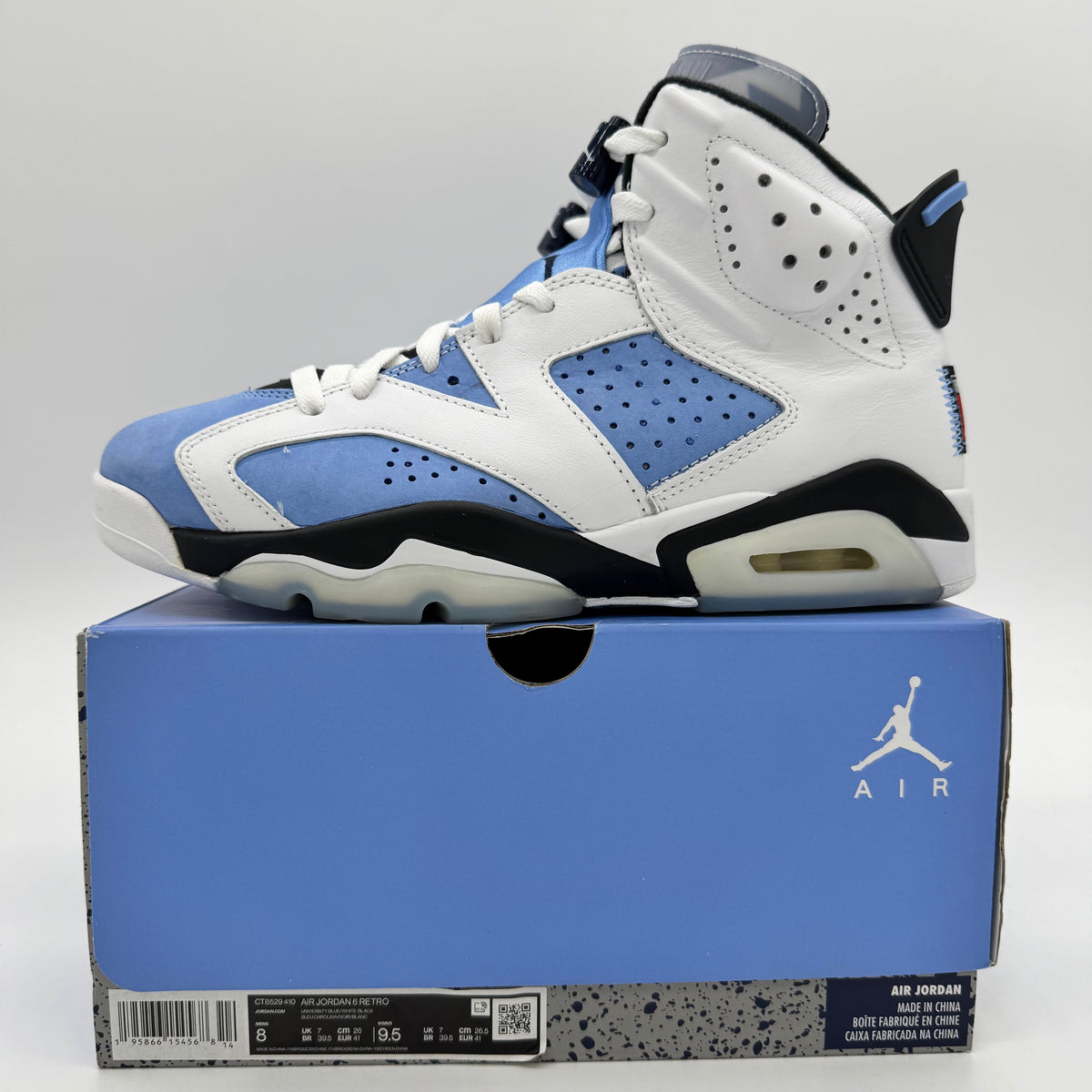 Jordan 6 UNC White