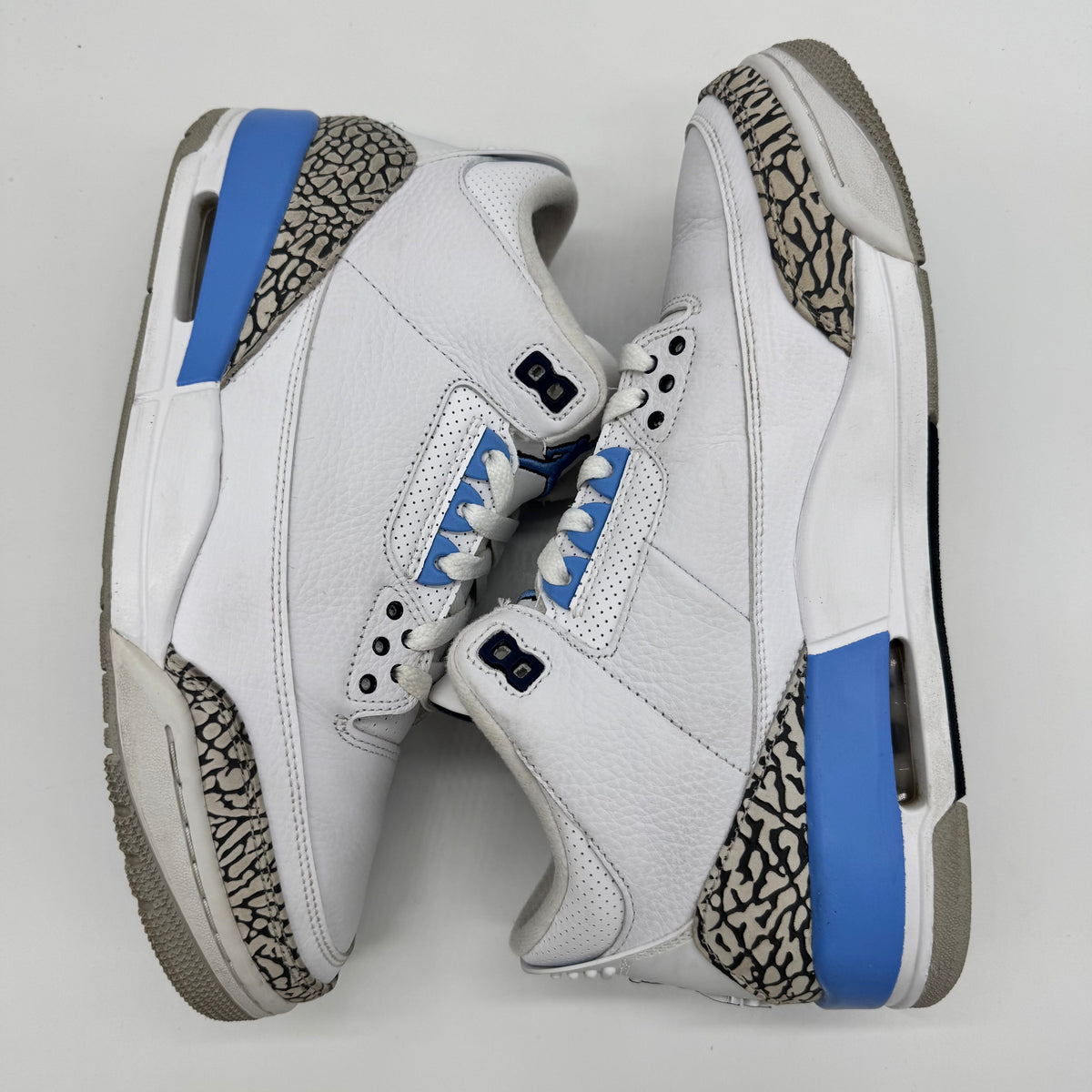 Jordan 3 UNC (2020)