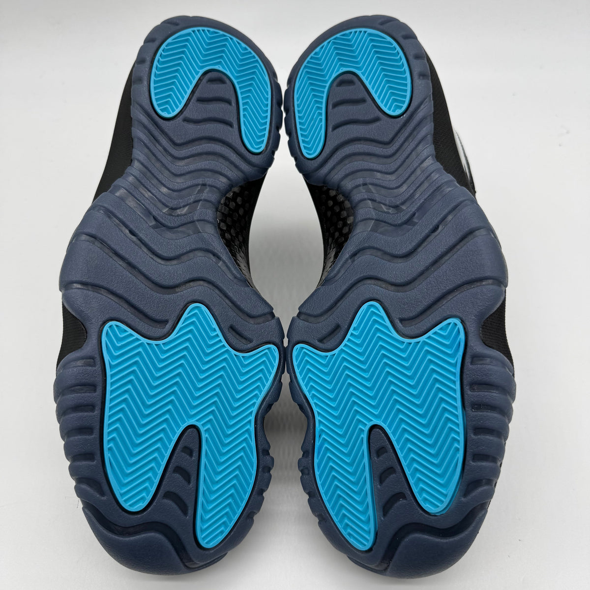 Jordan 11 Gamma Blue (2025)