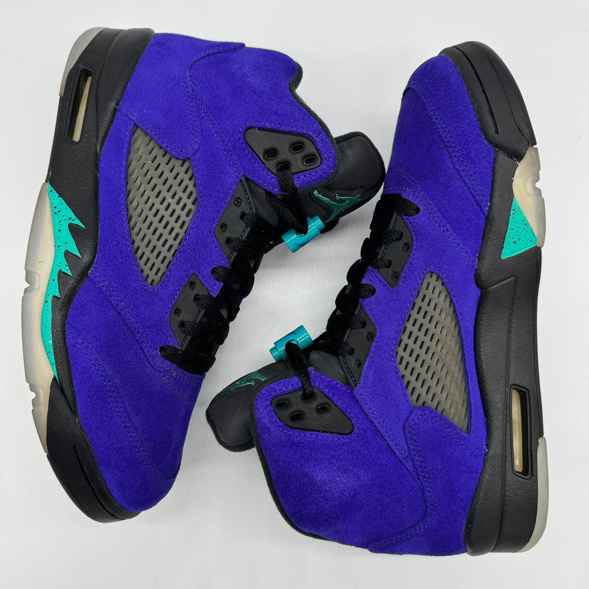 Jordan 5 Alternate Grape