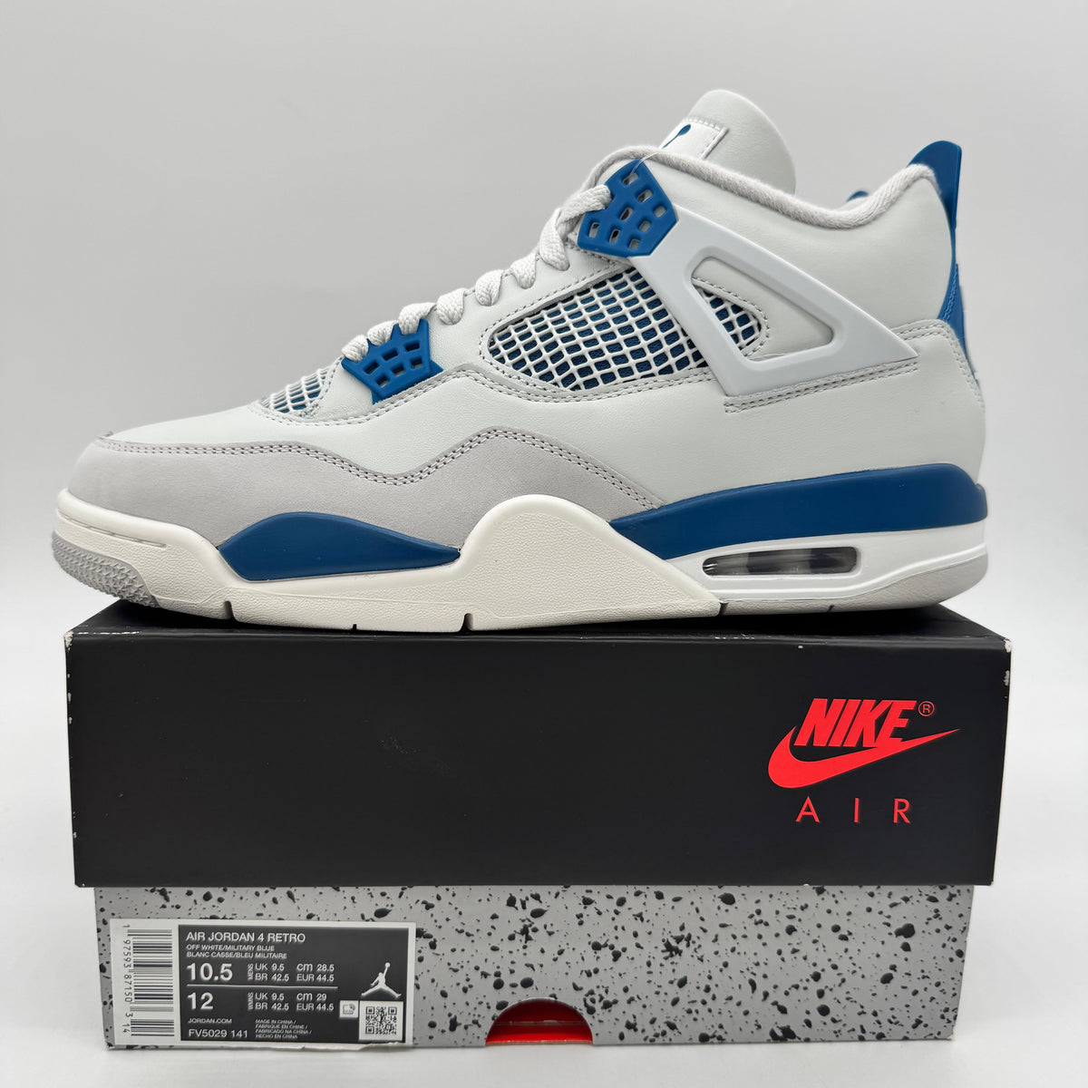 Jordan 4 Military Blue (2024)