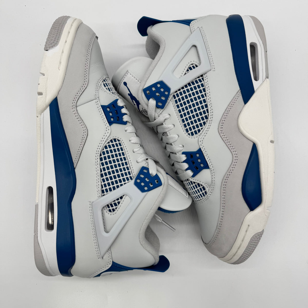 Jordan 4 Military Blue (2024)