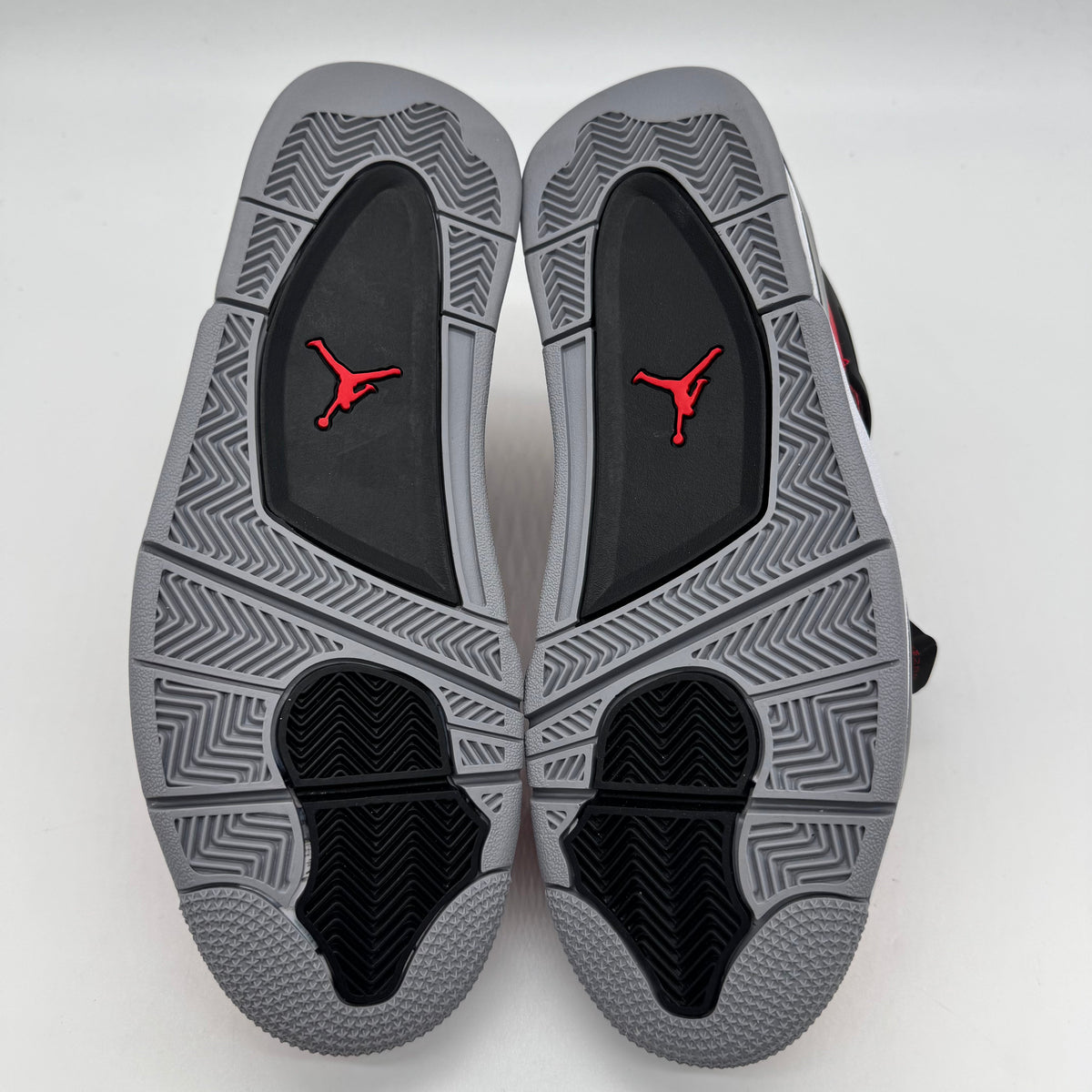 Jordan 4 Toro Bravo
