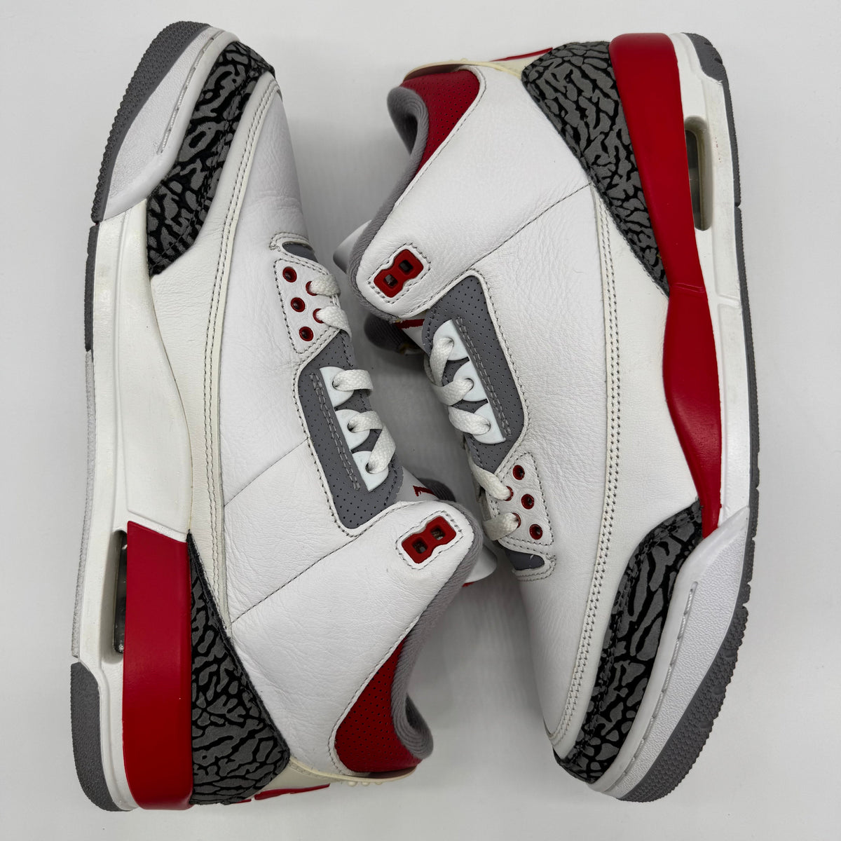 Jordan 3 Fire Red (2022)