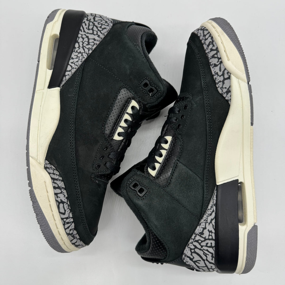 Jordan 3 Off Noir (Women's)