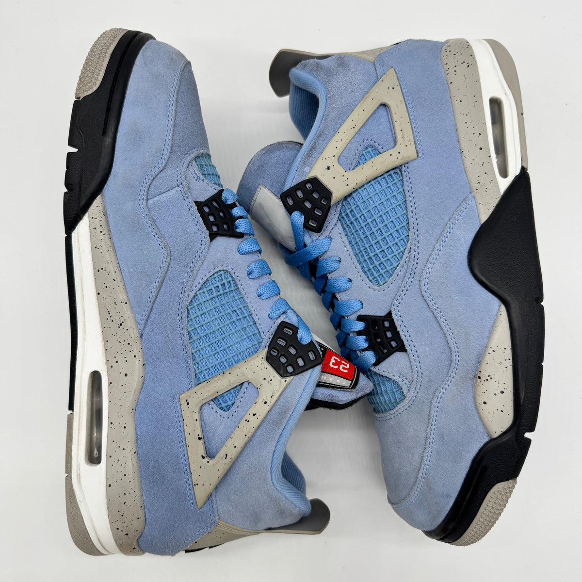 Jordan 4 University Blue