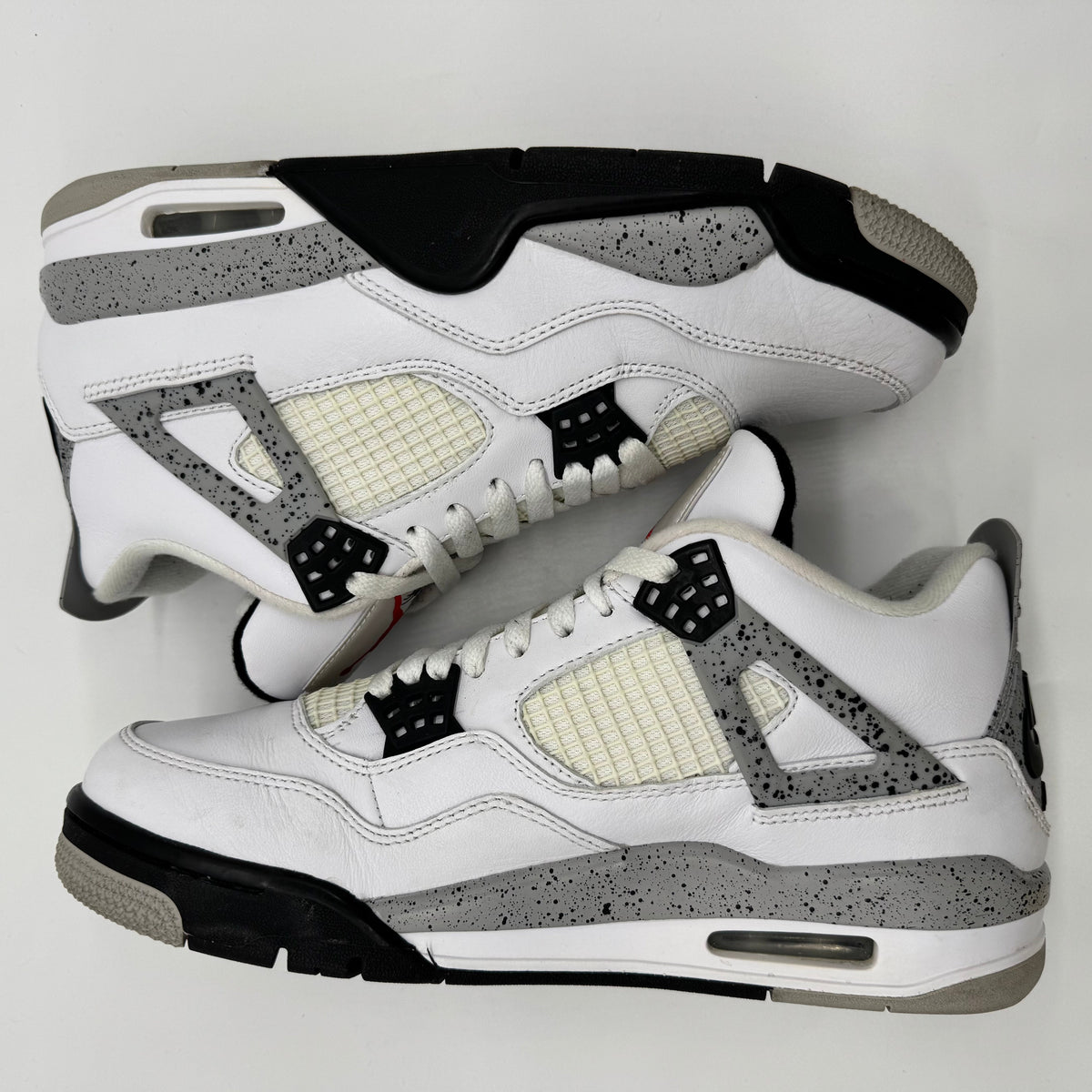 Jordan 4 White Cement (2016)