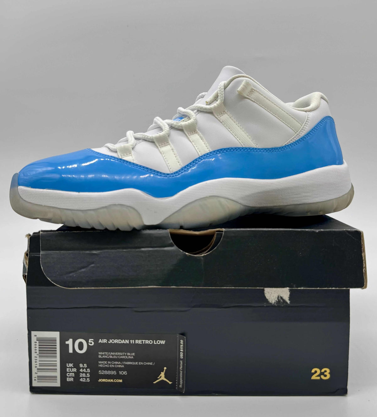Jordan 11 Low University Blue (2017)