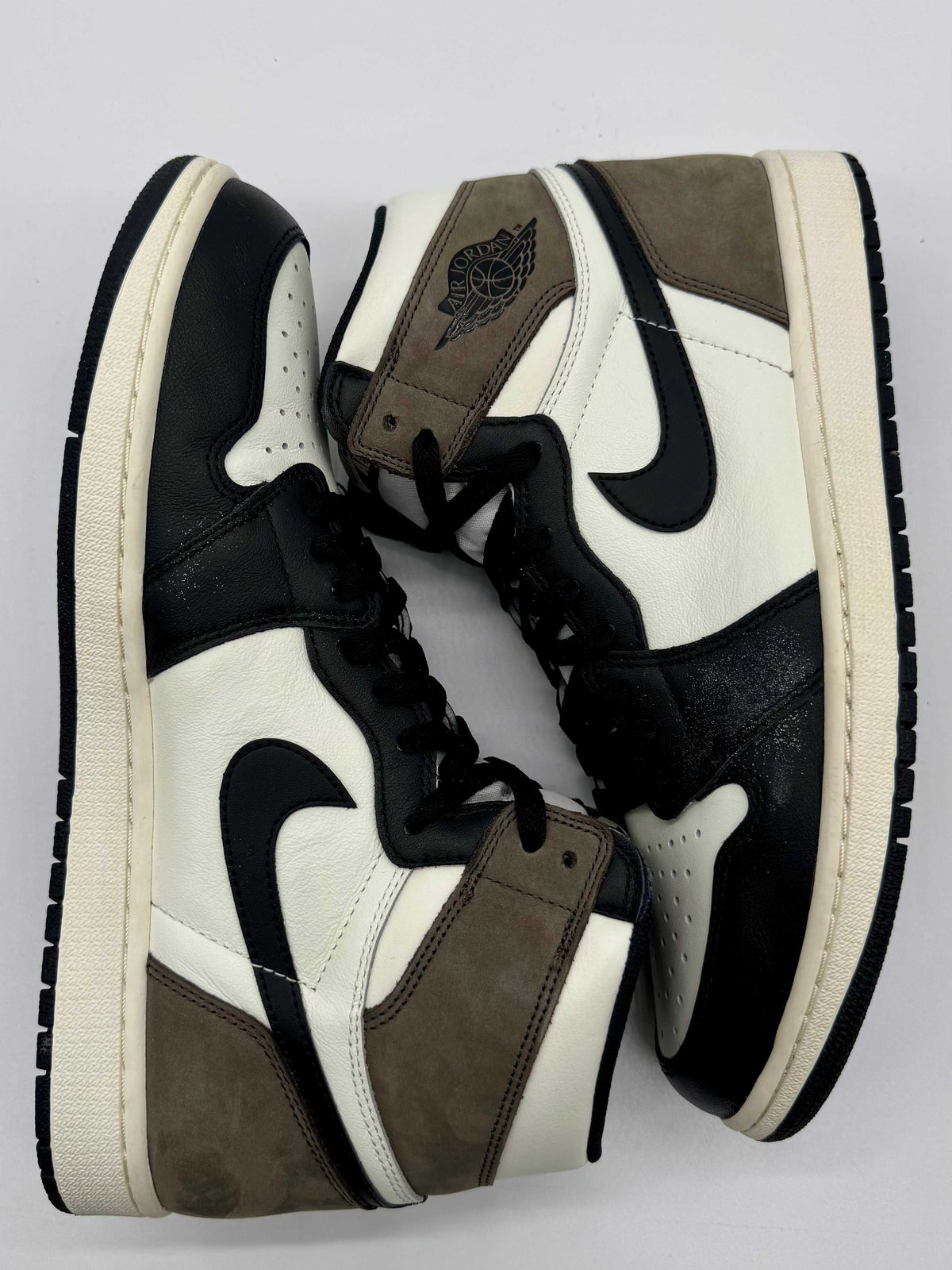 Jordan 1 High Dark Mocha