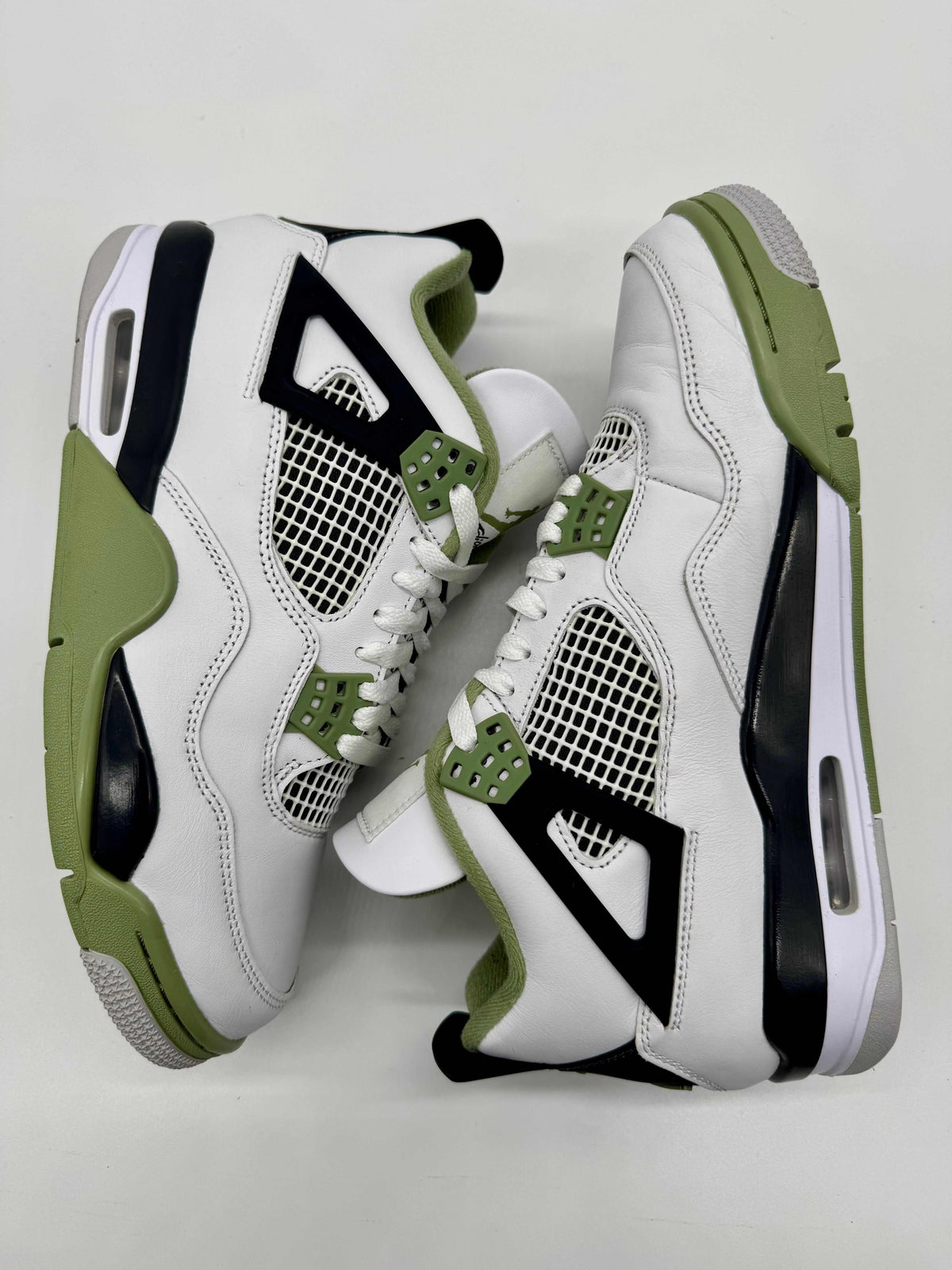 Jordan 4 Seafoam