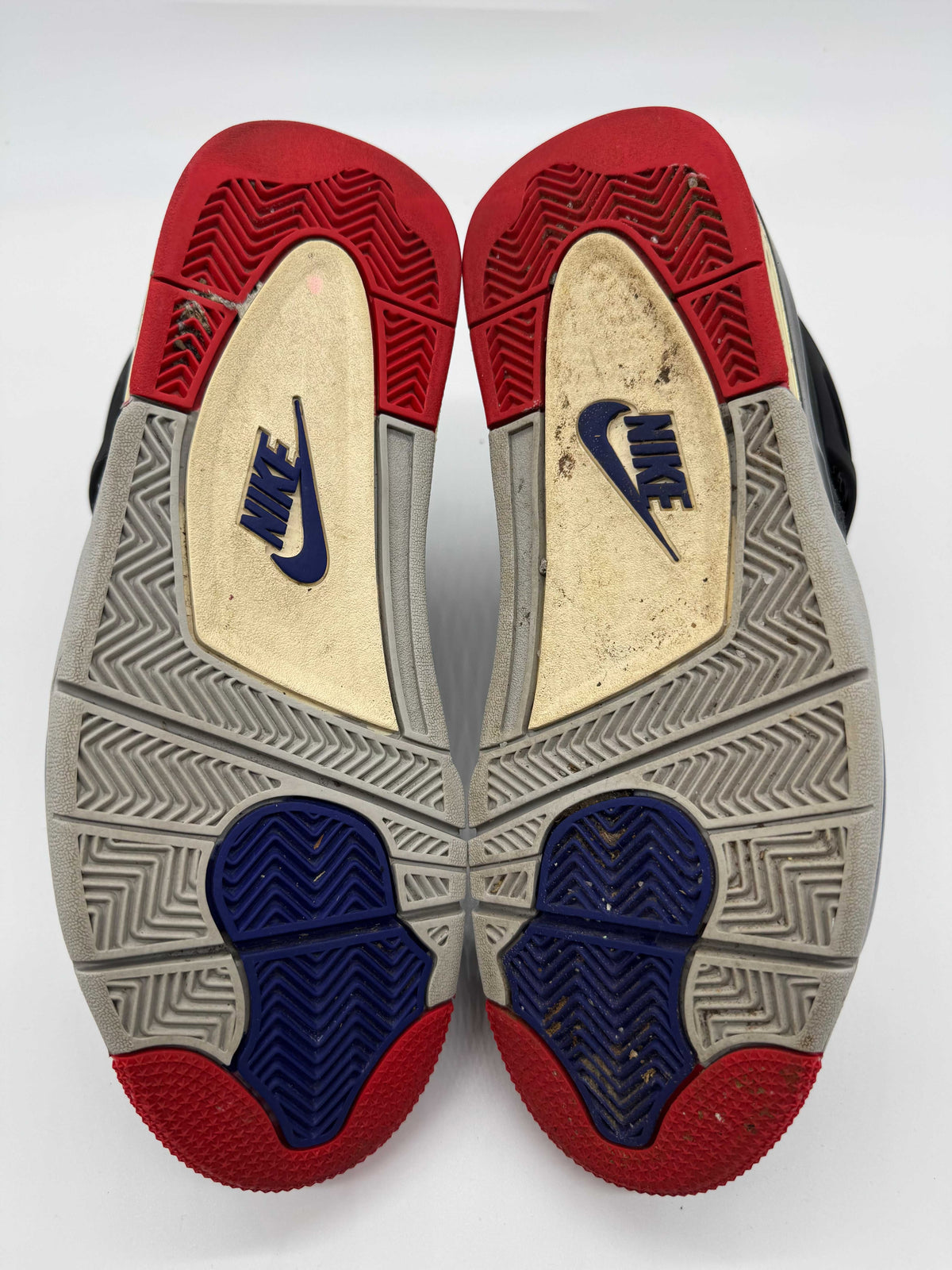 Jordan 4 Rare Air (White Lettering)