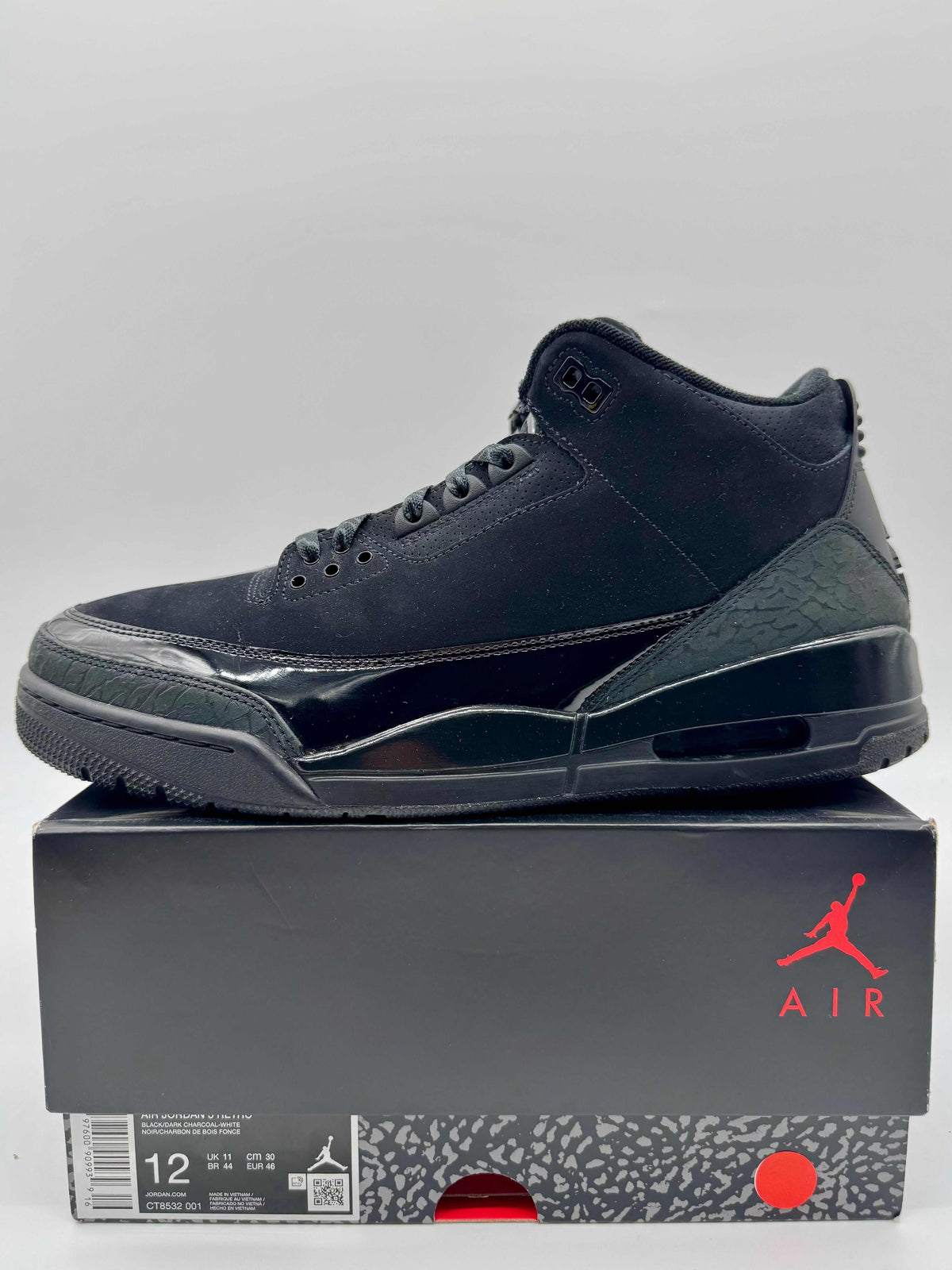 Jordan 3 Black Cat (2025)